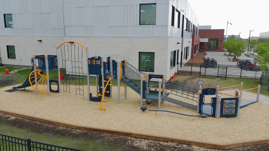 K-2 Playground Structure at Bison Run School